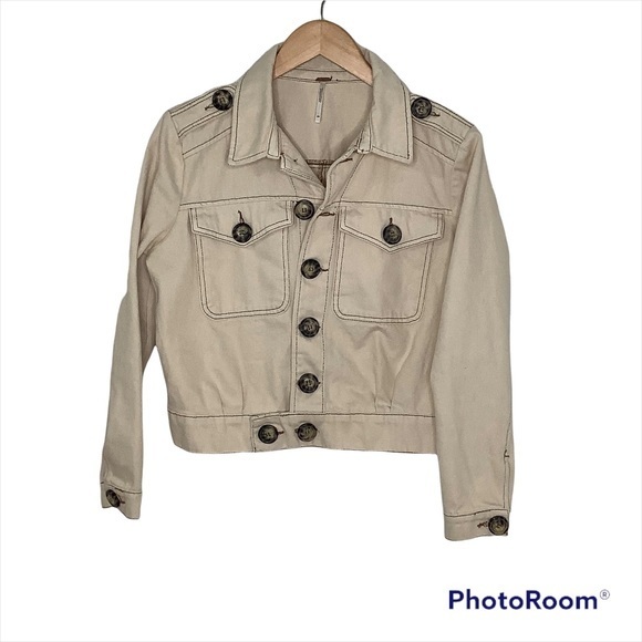 Free People Eisenhower Beige Cropped Oversized Neutral Denim Jacket Size XS EUC - Picture 2 of 15